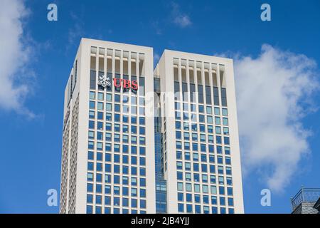 UBS Bank, Opernturm, Bockenheimer Landstrasse, Frankfurt am main, Hesse, Allemagne Banque D'Images