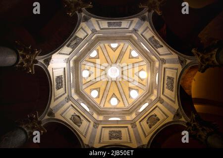 Intérieur, dôme baptistère, Baptistère, Cathédrale Saint-Sauveur, Aix-en-Provence, Bouches-du-Rhône, Provence-Alpes-Côte d'Azur, France Banque D'Images