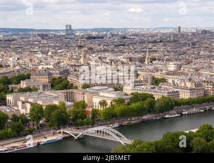 Vue sur la Seine à Paris (France) Banque D'Images