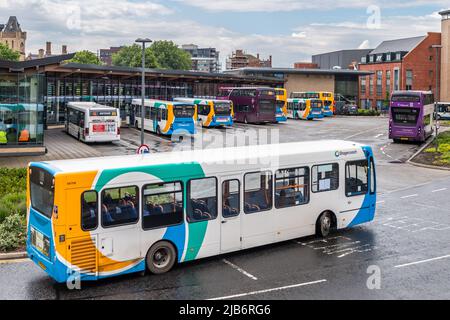 Lincoln Central bus Station, Lincoln, Lincolnshire, Royaume-Uni. Banque D'Images