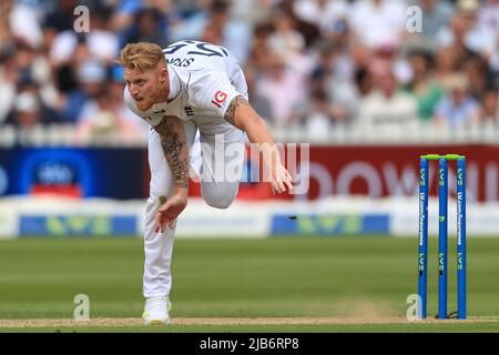 Ben Stokes d'Angleterre en action pendant le match à Londres, Royaume-Uni le 6/3/2022. (Photo de Mark Cosgrove/News Images/Sipa USA) Banque D'Images