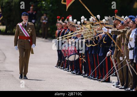 Madrid, Espagne. 03rd juin 2022. Le roi Felipe VI d'Espagne assiste à la cérémonie du drapeau de la Garde royale au siège social d'El Rey à Madrid. (Photo par Atilano Garcia/SOPA Images/Sipa USA) crédit: SIPA USA/Alay Live News Banque D'Images