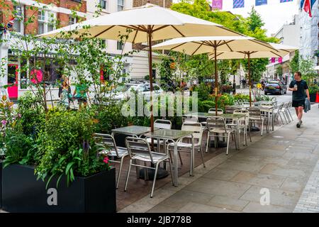 LONDRES, Royaume-Uni - 03 JUIN 2022: Chelsea in Bloom est une exposition florale annuelle avec les plus spectaculaires expositions florales Banque D'Images