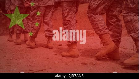 Image du drapeau de la chine sur la section médiane des soldats Banque D'Images