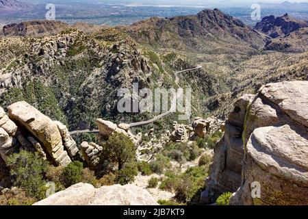 Vue sur la Catalina Highway depuis Mount Lemmon, Tucson, Arizona, États-Unis Banque D'Images