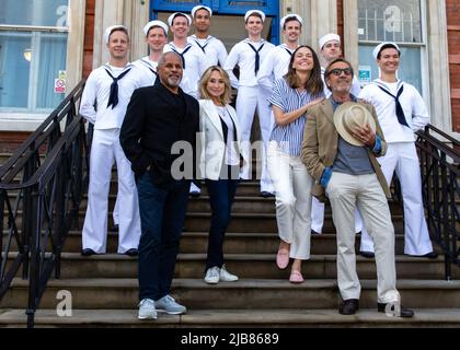 Photohall « tout va » tenu au WAC Arts, Belsize Park - arrivées avec : Felicity Kendal, Sutton Foster, Robert Lindsay, Gary Wilmot où : Londres, Royaume-Uni quand : 06 juillet 2021 crédit : Mario Mitsis/WENN Banque D'Images