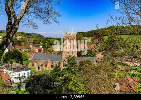 L'église paroissiale de St George datant de 15th ans à Dunster, Somerset, Angleterre, Royaume-Uni Banque D'Images