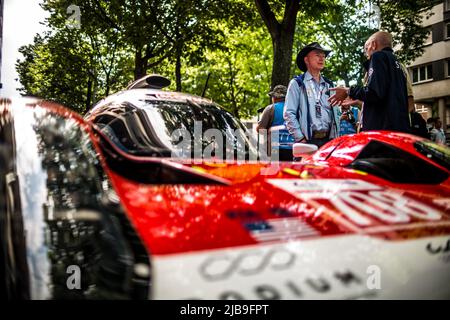 Le Mans, France. 04th juin 2022. GLICKENHAUS Jim (etats-unis), propriétaire de course de Glickenhaus, portrait lors de la scrutateur des 2022 24 heures du Mans, 3rd tour du Championnat mondial d'endurance FIA 2022, sur le circuit de la Sarthe, de 3 juin à 4, 2022 au Mans, France - photo: Thomas Fenetre/DPPI/LiveMedia crédit: Agence photo indépendante/Alamy Live News Banque D'Images