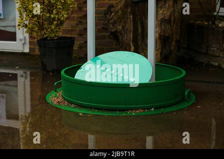 4th juin 2022 ; Surbiton raquette & amp ; Fitness Club, Surbiton, Londres, Angleterre: Trophée Surbiton Tournoi de tennis, demi-finale jour; Rain trempées Surbiton au début de la journée. Banque D'Images