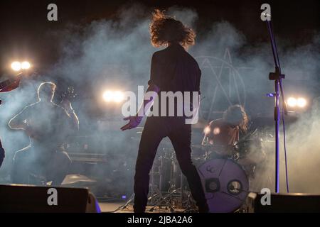 Rovigo, Italie. 03rd juin 2022. Motta pendant MOTTA, concert de musique de chanteur italien à Rovigo, Italie, 03 juin 2022 crédit: Agence de photo indépendante/Alamy Live News Banque D'Images