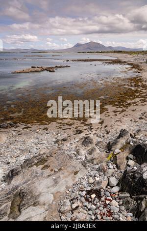 Plage de Renvyle sur la côte du Connemara, comté de Galway, Irlande Banque D'Images