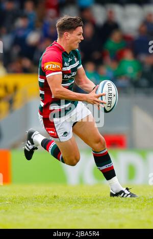 4th juin 2022 ; Mattioli Woods Welford Road Stadium, Leicester, Angleterre ; Gallagher Premiership Rugby, Leicester Tigers versus Wasps ; Freddie Burns of Leicester Tigers Banque D'Images