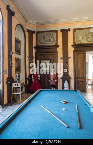 France, Normandie, Suisse Normande. Château de Pontécoulant. Table de billard. Banque D'Images