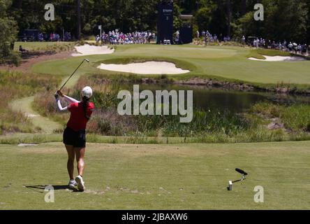 Southern Pines, États-Unis. 04th juin 2022. Minjee Lee, d'Australie, se présente sur le troisième trou lors de la troisième manche du championnat ouvert féminin 77th de l'USGA au Pine Needles Lodge and Golf Club de Southern Pines, en Caroline du Nord, samedi, 4 juin 2022. Photo de Bob Strong/UPI crédit: UPI/Alay Live News Banque D'Images