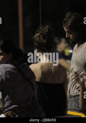 EXCLUSIVO PAPARAZZI El actor Diego Luna y Camila Sodi pasaron una tarde