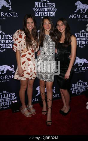 04 juin 2022 - Las Vegas, NV - Bonjour soeur. Jonas Family organise la grande fête d'ouverture de Nellie's Kitchen au MGM Grand Las Vegas. Banque D'Images