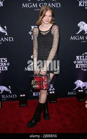 04 juin 2022 - Las Vegas, NV - Anna Olson. Jonas Family organise la grande fête d'ouverture de Nellie's Kitchen au MGM Grand Las Vegas. Banque D'Images