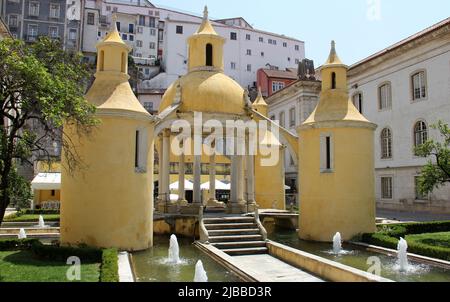 Cloître de Manga, alias Jardim da Manga, œuvre architecturale Renaissance avec fontaines, date de 1528, Coimbra, Portugal Banque D'Images