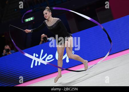 Kayla Rondi (RSA) pendant la coupe du monde de GYMNASTIQUE rythmique FIG 2022, gymnastique à Pesaro, Italie, 03 juin 2022 Banque D'Images