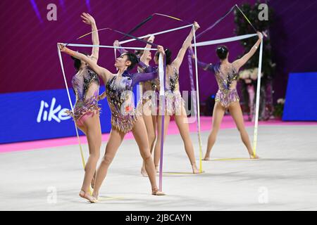 Pesaro, Italie. 03rd juin 2022. Équipe de groupe Chine (CHN) pendant la coupe du monde de GYMNASTIQUE rythmique FIG 2022, gymnastique à Pesaro, Italie, 03 juin 2022 crédit: Agence de photo indépendante/Alamy Live News Banque D'Images