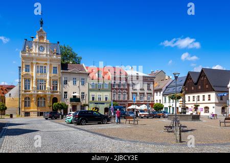 Namesti Míru, Česká Kamenice, Severni Cechy, Ceska republika / Ceska Kamenice Town, Bohême du Nord, République Tchèque Banque D'Images