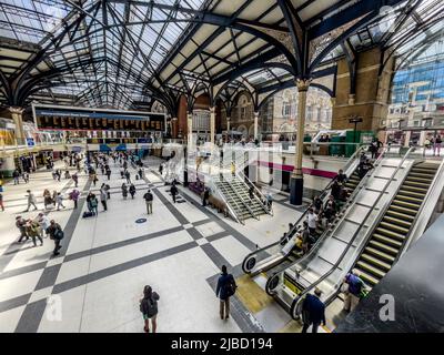 Le hall de la gare de Liverpool Street à Londres Banque D'Images