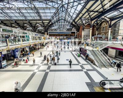 Le hall de la gare de Liverpool Street à Londres Banque D'Images