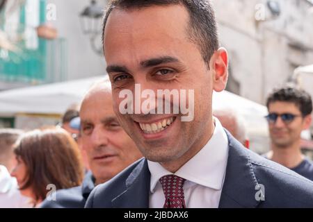 Somma Vesuviana, Naples, Italie. 05th juin 2022. Luigi Di Maio, Ministre des Affaires étrangères et de la coopération internationale, visite le 5 juin 2022 à Somma Vesuviana à l'occasion des élections locales. Crédit : Agence photo indépendante/Alamy Live News Banque D'Images