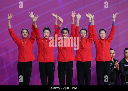 Pesaro, Italie. 03rd juin 2022. Équipe de groupe de Chine (CHN) lors de la cérémonie de remise des prix lors de la coupe du monde de GYMNASTIQUE rythmique DE LA FIG 2022, gymnastique à Pesaro, Italie, 03 juin 2022 crédit: Agence de photo indépendante/Alamy Live News Banque D'Images