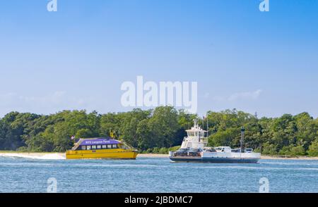 Hampton Jitney ferry et Shelter Island ferry Banque D'Images