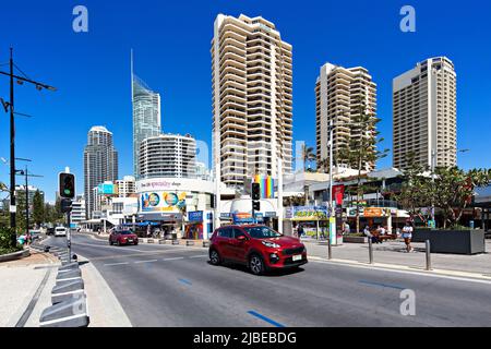 Queensland Australie / les appartements High Rise dominent la ligne d'horizon de Surfers Paradise. Banque D'Images