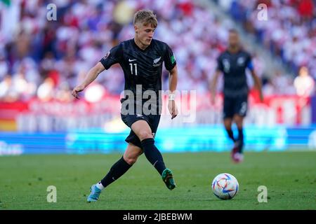Barcelone, Espagne. 5 juin 2022, Alex Greive de Nouvelle-Zélande lors du match amical entre le Pérou et la Nouvelle-Zélande a joué au stade RCDE sur 5 juin 2022 à Barcelone, Espagne. (Photo de Bagu Blanco / PRESSINPHOTO) Banque D'Images