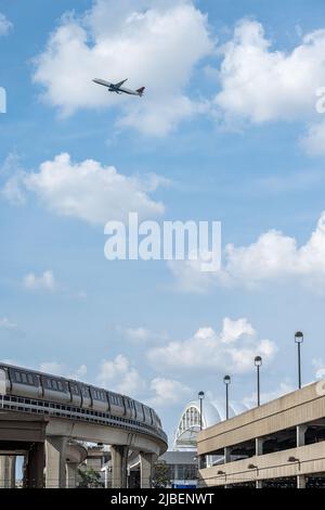 L'aéroport international Hartsfield-Jackson d'Atlanta, un centre actif de transport terrestre, ferroviaire et aérien à l'aéroport le plus achalandé du monde. (ÉTATS-UNIS) Banque D'Images