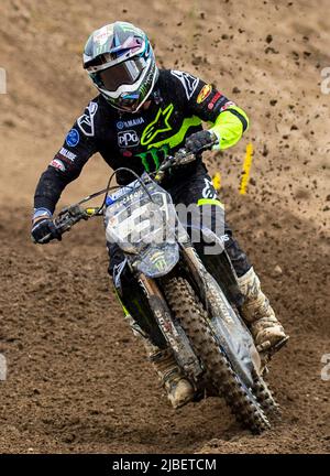 Cordova, CA, 04 juin 2022 Rancho Cordova, CA États-Unis Eli Tomac sortant du virage 23 pendant le Lucas Oil Pro Motocross Hangtown Classic 450 Groupe A qualifiant au Hangtown Rancho Cordova, CA Thurman James/CSM Banque D'Images