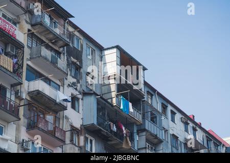Façade de l'immeuble à Batumi, Géorgie. Photo de haute qualité Banque D'Images