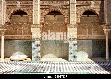 Maroc Fez. Al Attarine Madrasa Banque D'Images