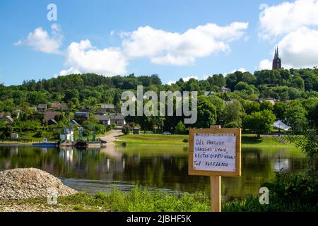 Ferry à travers Nemunas, fleuve Memel en Lituanie ne fonctionne pas en raison des inondations, Vilkija, Lituanie Banque D'Images