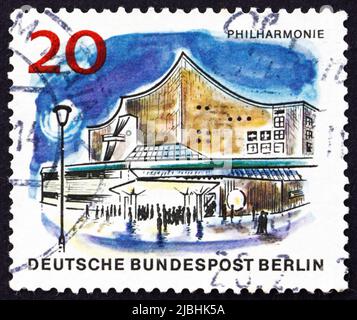 ALLEMAGNE - VERS 1965: Un timbre imprimé en Allemagne, Berlin montre Philharmonic Hall, vers 1965 Banque D'Images