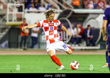 SPLIT, CROATIE - JUIN 06: Luka Modric de Croatie pendant la Ligue des Nations de l'UEFA Un match du Groupe 1 entre la Croatie et la France à Stadion Poljud sur 6 juin 2022 à Split, Croatie. Photo: Miroslav Lelas/PIXSELL Banque D'Images