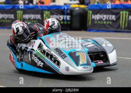 Douglas, Île de Man. 19th janvier 2022. Ben Birchall/Tom Birchall (Honda 600 LCR) représentant l'écurie Haith Honda lors de la course TT 3Wheeling.Media Sidecar à l'île de Man, Douglas, île de Man, le 6 juin 2022. Photo de David Horn/Prime Media Images crédit: Prime Media Images/Alay Live News Banque D'Images