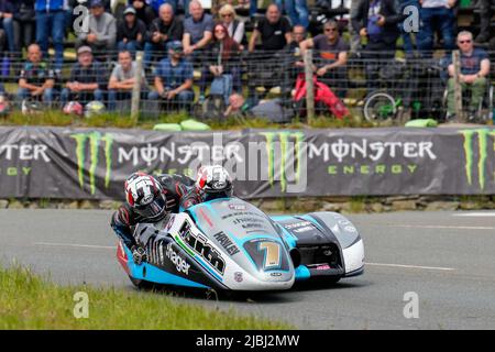 Douglas, Île de Man. 19th janvier 2022. Ben Birchall/Tom Birchall (Honda 600 LCR) représentant l'écurie Haith Honda lors de la course TT 3Wheeling.Media Sidecar à l'île de Man, Douglas, île de Man, le 6 juin 2022. Photo de David Horn/Prime Media Images crédit: Prime Media Images/Alay Live News Banque D'Images