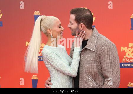 Santa Monica, États-Unis. 02nd juin 2022. Heather Rae El Moussa, Tarek El Moussa, assiste aux PRIX MTV film & TV 2022 : NON-ÉCRIT au Barker Hangar on 2 juin 2022 à Santa Monica, Californie. Photo: Crash/imageSPACE crédit: Imagespace/Alamy Live News Banque D'Images