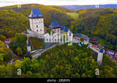 Le Château de Karlstejn Banque D'Images