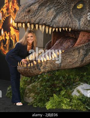 Hollywood, env. 6th juin 2022. Ariana Richards à la première mondiale de Jurassic World Dominion au TCL Chinese Theatre à Hollywood, Californie sur 6 juin 2022. Crédit : Faye Sadou/Media Punch/Alay Live News Banque D'Images
