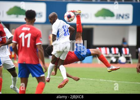 SAN JOSÉ, Costa Rica: Le milieu de terrain du Costa rica Eltsine Tejeda en action pendant à la victoire du Costa Rica de 2-0 sur la Martinique sur 5 juin 2022. Un premier- Banque D'Images