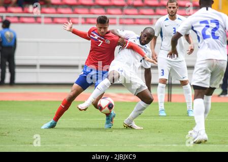 SAN JOSÉ, Costa Rica: Le costaricain Anthony Contreras en action pendant à la victoire du Costa Rica de 2-0 sur la Martinique sur 5 juin 2022. Un premier- Banque D'Images