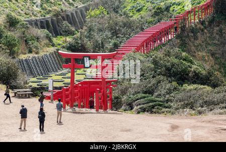 Portes Tori, sanctuaire de Motonosumi, Nagato, Japon Banque D'Images