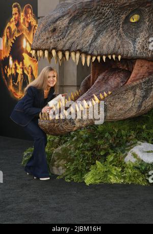 Hollywood, env. 6th juin 2022. Ariana Richards à la première mondiale de Jurassic World Dominion au TCL Chinese Theatre à Hollywood, Californie sur 6 juin 2022. Crédit : Faye Sadou/Media Punch/Alay Live News Banque D'Images