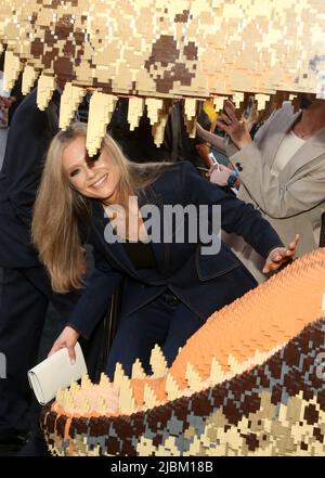 Hollywood, env. 6th juin 2022. Ariana Richards à la première mondiale de Jurassic World Dominion au TCL Chinese Theatre à Hollywood, Californie sur 6 juin 2022. Crédit : Faye Sadou/Media Punch/Alay Live News Banque D'Images