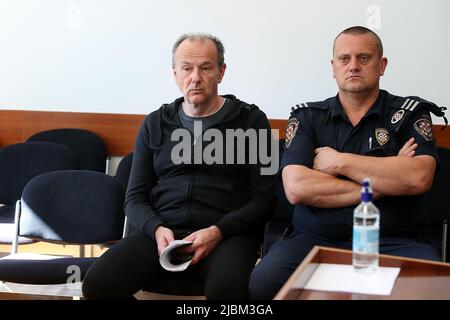 Le procès de Harald Kopitz, accusé de meurtre de ses trois enfants, a commencé au tribunal pénal municipal de Zagreb, en Croatie, sur 7 juin 2022. Un autrichien de 56 ans a tué ses trois enfants dans son appartement de Zagreb à la fin de septembre de l'année dernière. Photo: Goran Stanzl/PIXSELL Banque D'Images